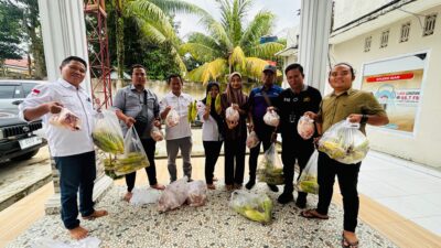 PD IWO PALI Bagikan Bingkisan Untuk Anggotanya Jelang Tahun Baru 2025