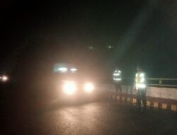 Jaga Keamanan Bulan Ramadan,Polsek Penukal Abab menggelar patroli
