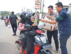 Satresnarkoba Polres PALI Bagikan Takjil Ramadan: Membangun Kedekatan dengan Masyarakat