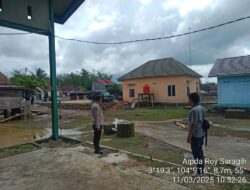 Polsek Tanah Abang Pantau Situasi  Debit Air Sungai Lematang
