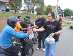 Polres Penukal Abab Lematang Ilir Gelar Kegiatan Pembagian Takjil