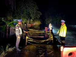 Polisi Pasang Police Line, Gorong-Gorong Amblas di Jalur Penghubung PALI–Muba