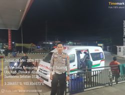 Unit Turjawali Polres PALI Pastikan Ambulans Korban Laka Melintas Aman dan Lancar