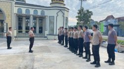 Ciptakan Lingkungan Nyaman, Polres PALI Bersihkan Masjid dan Drainase