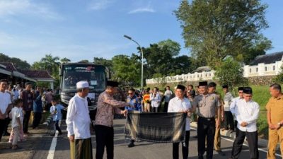 Pemberangkatan Jamaah Haji Kabupaten PALI Dikawal Ketat 63 Personel Gabungan