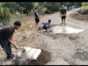 Perangkat Desa dan Warga Gotong Royong Tambal Jalan Berlubang di Jalan Lingkar Dusun VII–VIII Tanah Abang Selatan