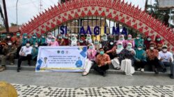 Cegah Dampak Kabut Asap, TP PKK PALI Bagikan Masker, Vitamin dan Air Mineral